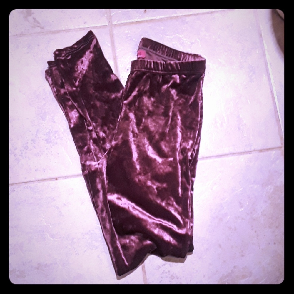 Almost new rust color leggings